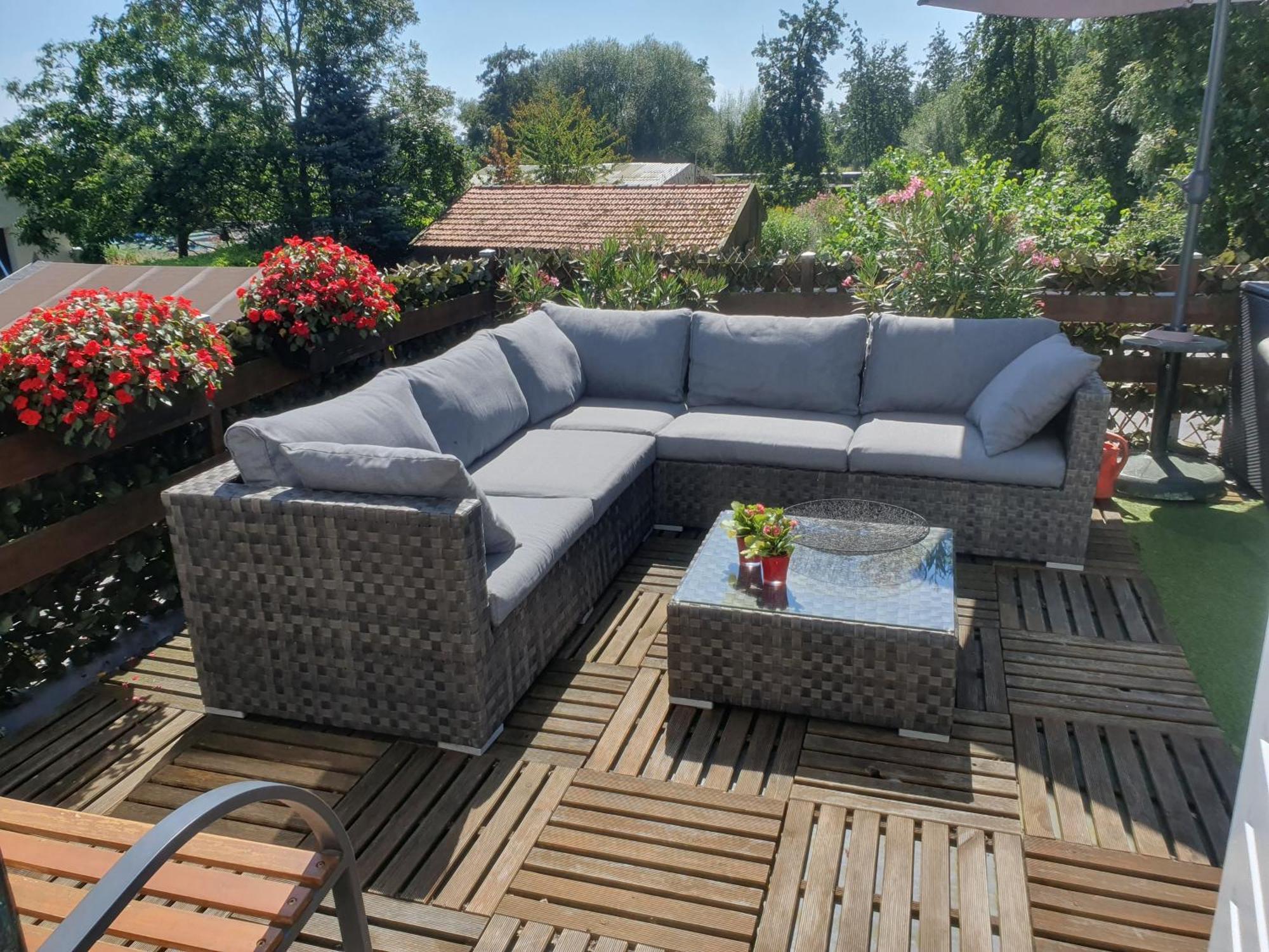 Zonnig Appartement Maasbommel. Exteriér fotografie